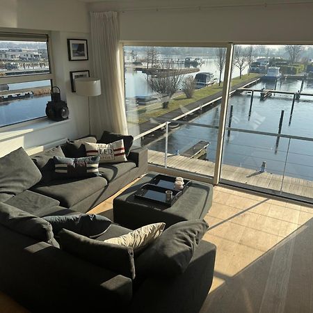 The Boathouse With Boat Villa Aalsmeer Bagian luar foto